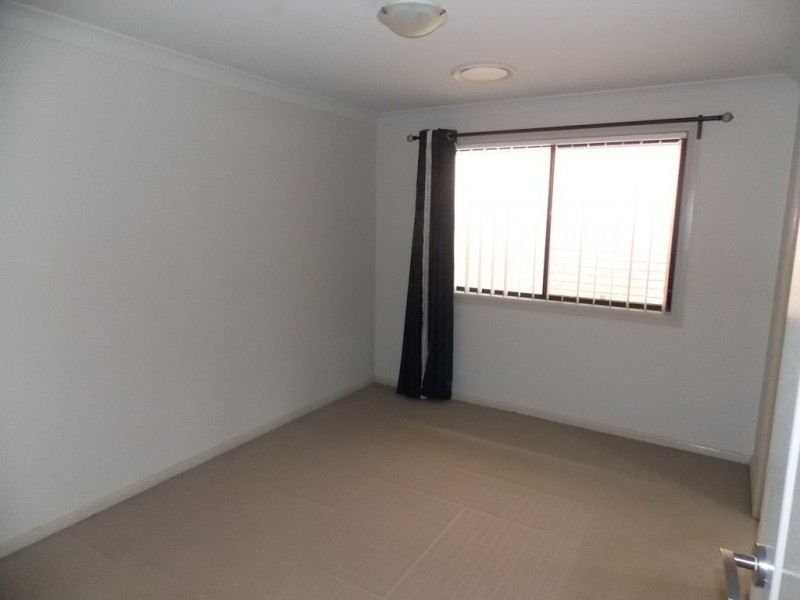 17 Silverwood Way, Claremont Meadows NSW 2747