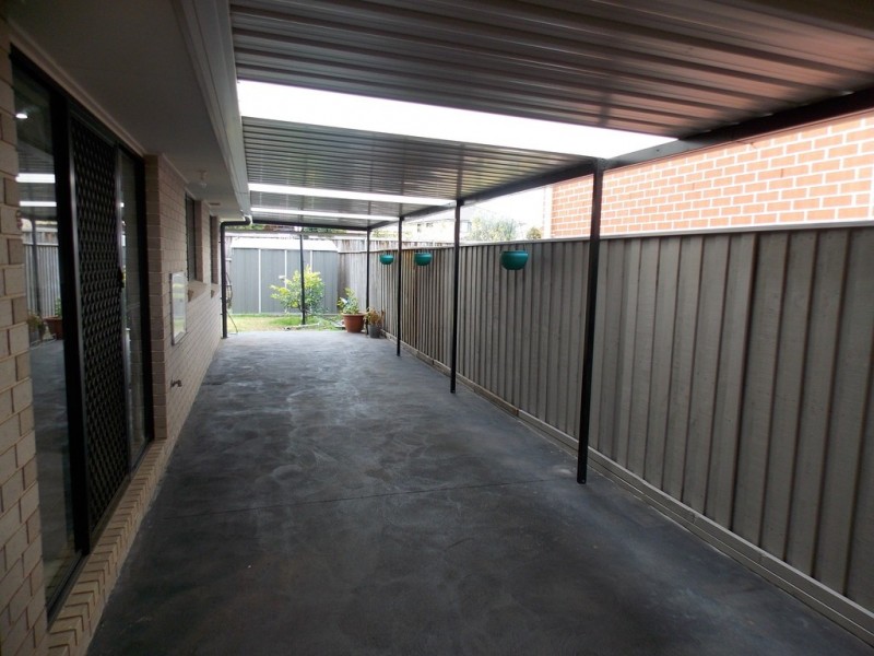 17 Silverwood Way, Claremont Meadows NSW 2747