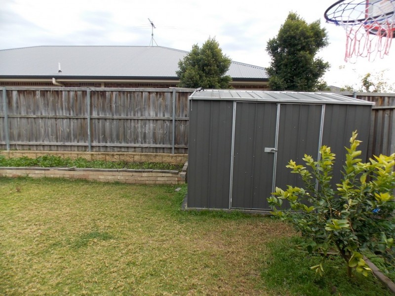 17 Silverwood Way, Claremont Meadows NSW 2747