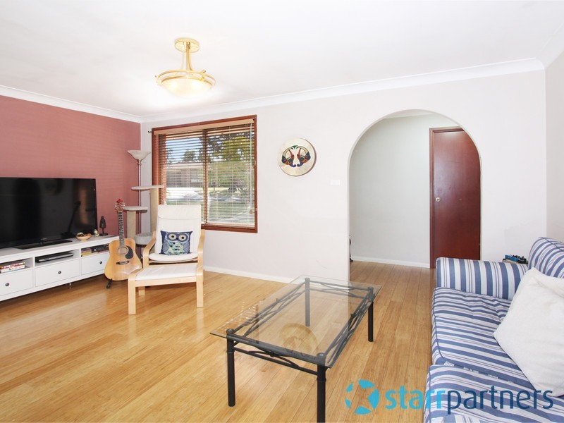 16 Primrose Circuit, Claremont Meadows NSW 2747