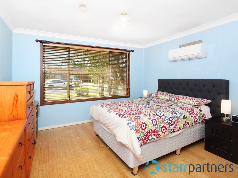 16 Primrose Circuit, Claremont Meadows NSW 2747