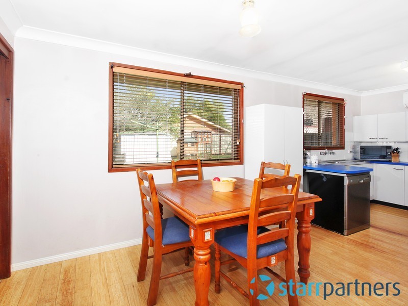 16 Primrose Circuit, Claremont Meadows NSW 2747