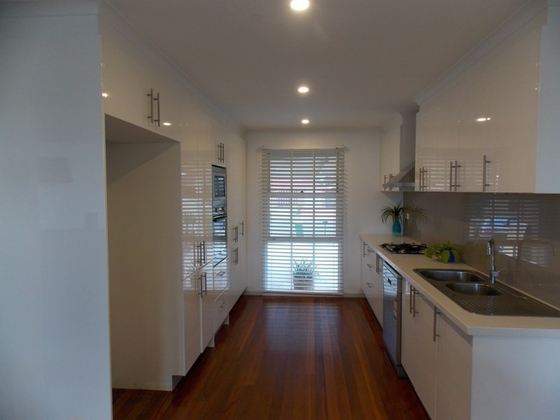 103 Pine Creek Circuit, St Clair NSW 2759