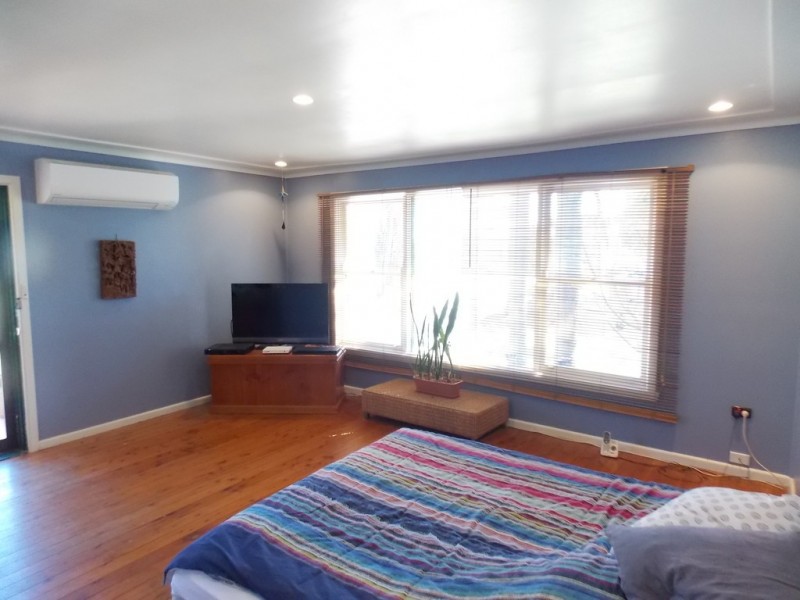 8 Christie Street, South Penrith NSW 2750