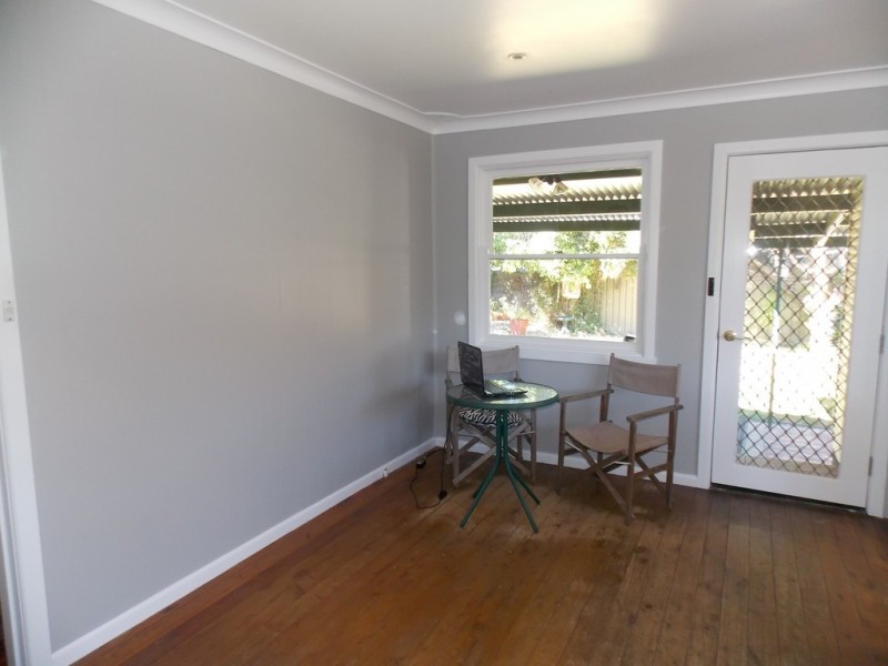 8 Christie Street, South Penrith NSW 2750