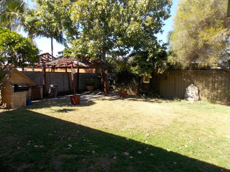 8 Christie Street, South Penrith NSW 2750