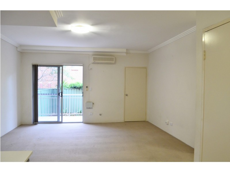 6/13 Regentville Road, Jamisontown NSW 2750