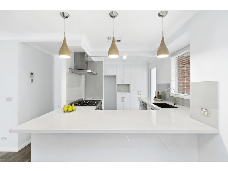 33 Wari Avenue, Glenmore Park NSW 2745