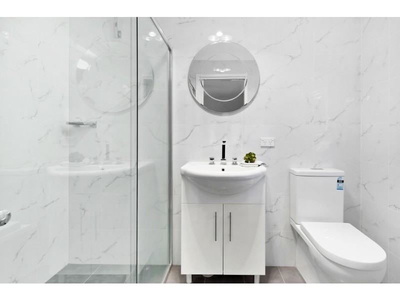 33 Wari Avenue, Glenmore Park NSW 2745