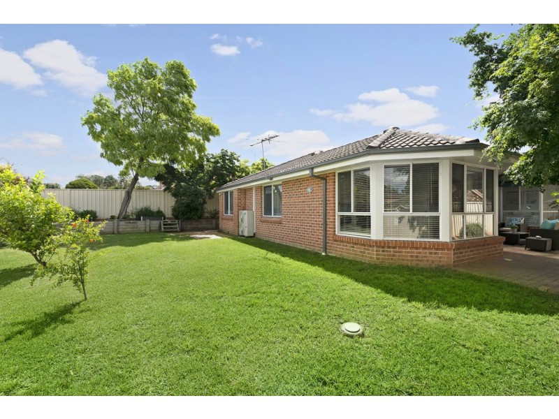 33 Wari Avenue, Glenmore Park NSW 2745