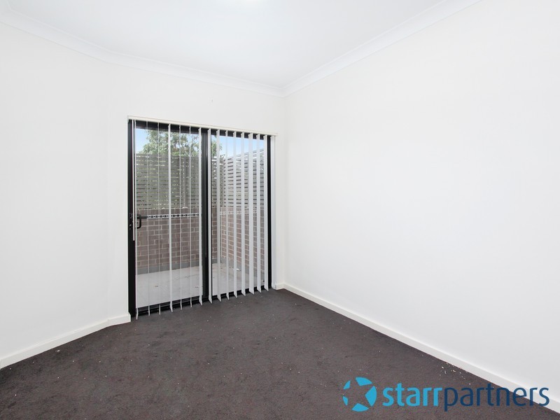 4/2 Glenmore Ridge Drive, Glenmore Park NSW 2745
