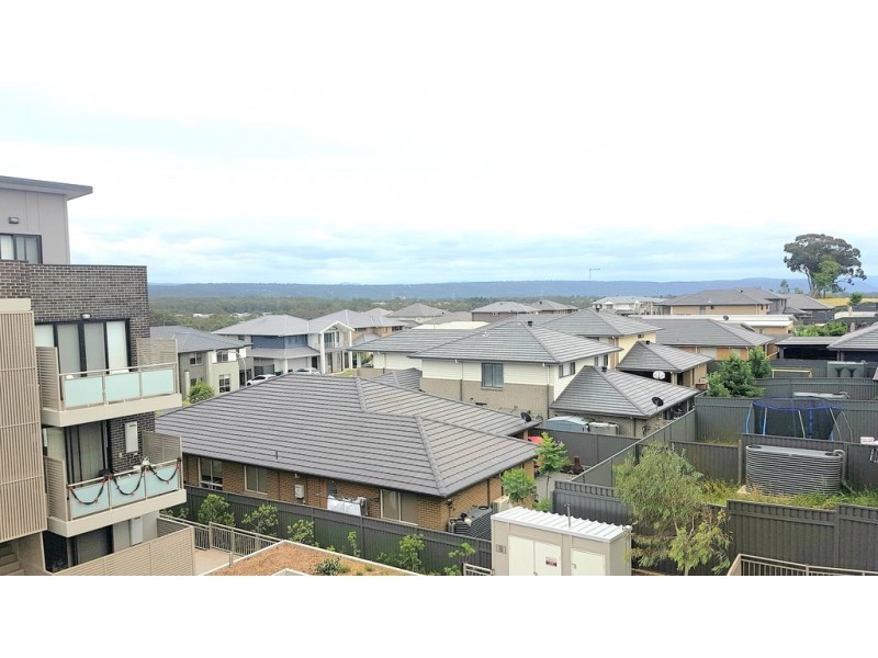 44/1 Glenmore Ridge Drive, Glenmore Park NSW 2745