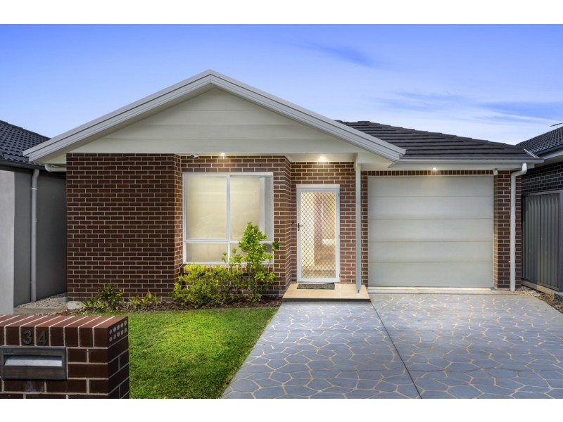 34 Binyang Avenue, Glenmore Park NSW 2745