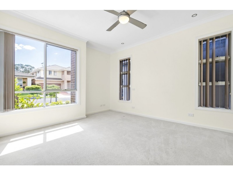 34 Binyang Avenue, Glenmore Park NSW 2745