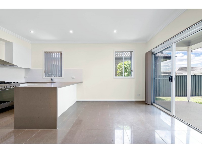 34 Binyang Avenue, Glenmore Park NSW 2745