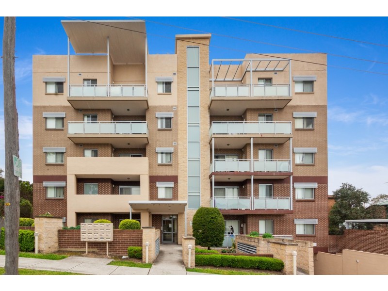9/19 Oxford Street, Blacktown NSW 2148