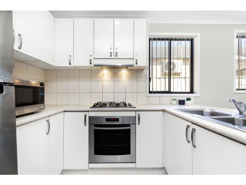 98 Parkwood St, Plumpton NSW 2761