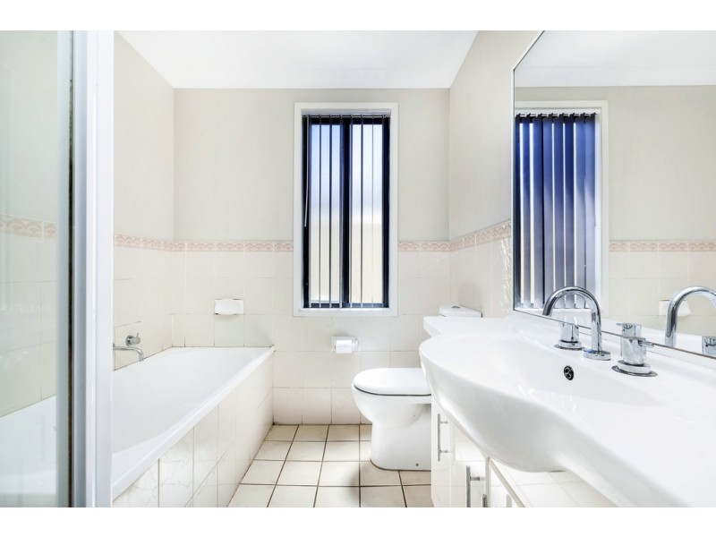 98 Parkwood St, Plumpton NSW 2761