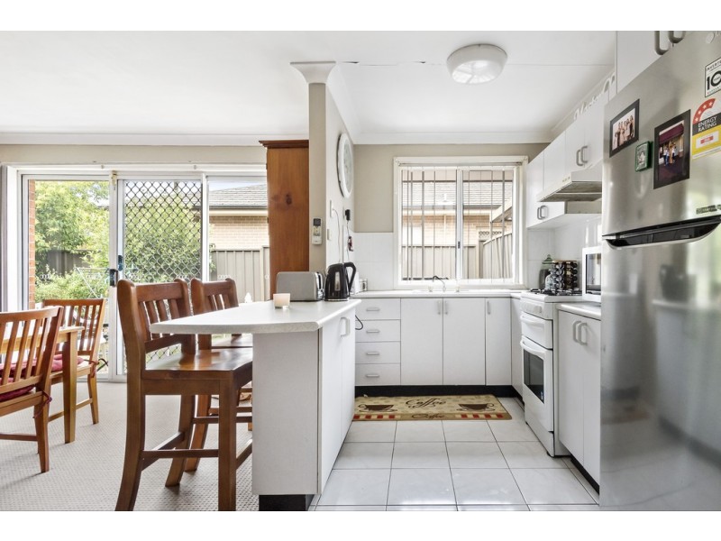 1/34 Adelaide Street, Oxley Park NSW 2760