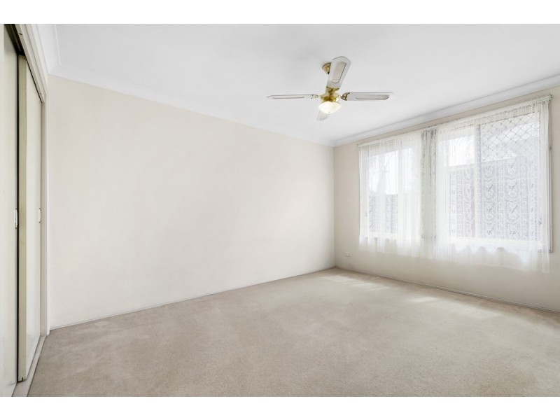 2/45 Kenneth Slessor Drive, Glenmore Park NSW 2745