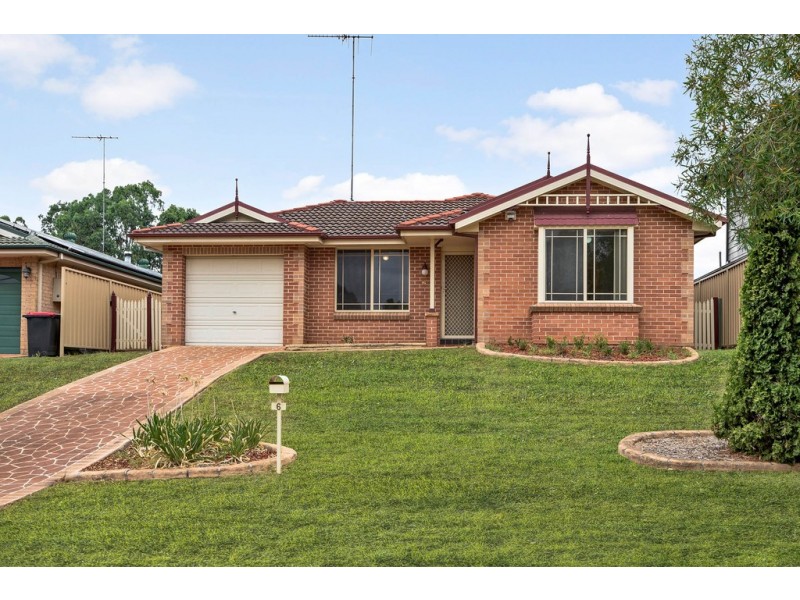 6 Oriole Street, Glenmore Park NSW 2745
