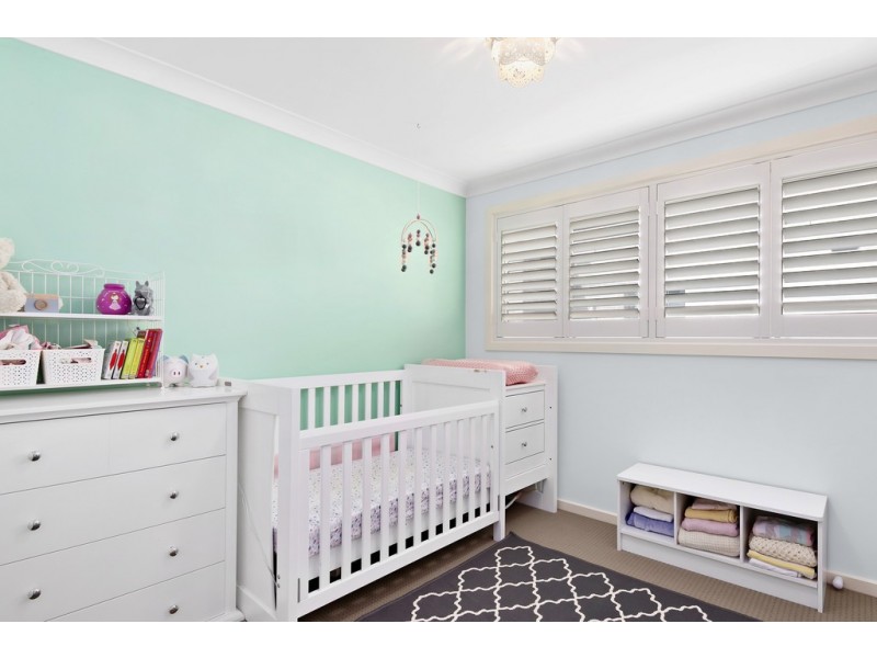 6 Ewan James Drive, Glenmore Park NSW 2745