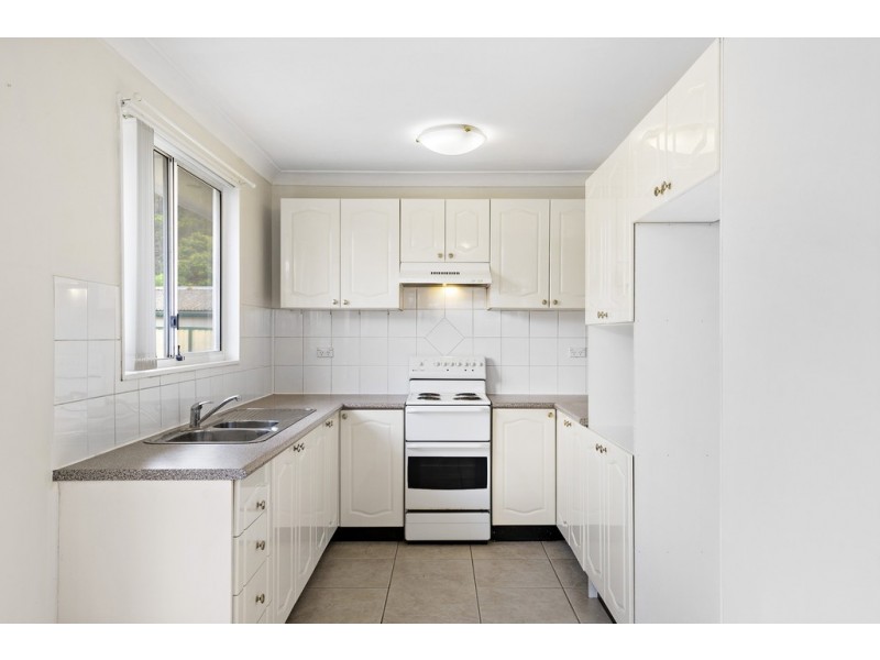 21 Palau Crescent, Lethbridge Park NSW 2770