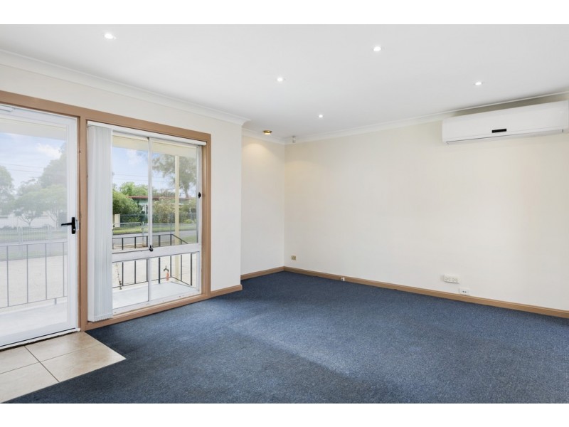 21 Palau Crescent, Lethbridge Park NSW 2770