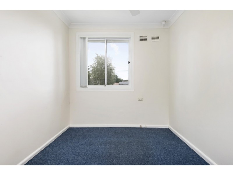 21 Palau Crescent, Lethbridge Park NSW 2770