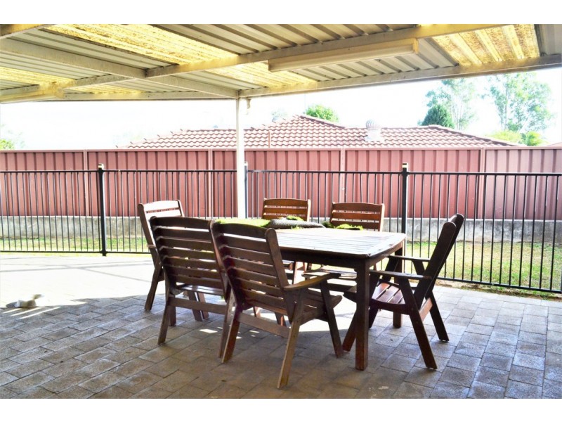 16 Waterfall Crescent, Cranebrook NSW 2749
