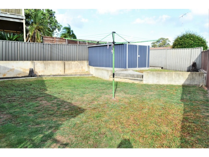 16 Waterfall Crescent, Cranebrook NSW 2749