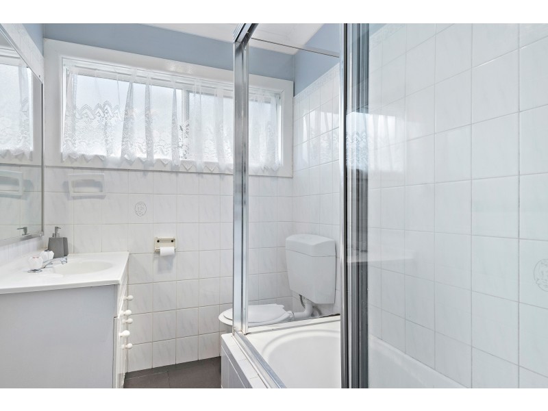 6 Pages Road, St Marys NSW 2760