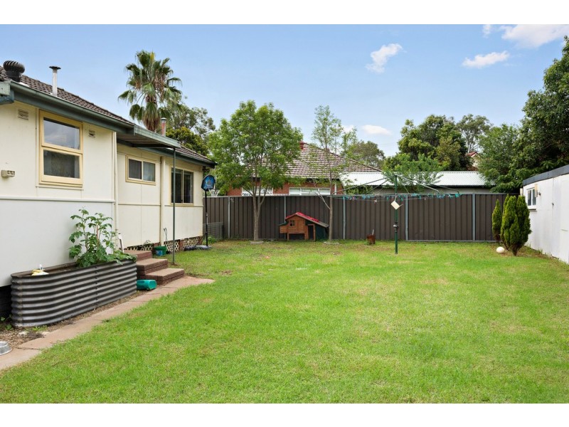 6 Pages Road, St Marys NSW 2760
