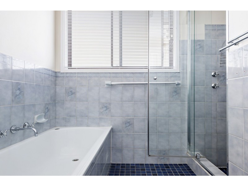 4 Pasadena Place, St Clair NSW 2759