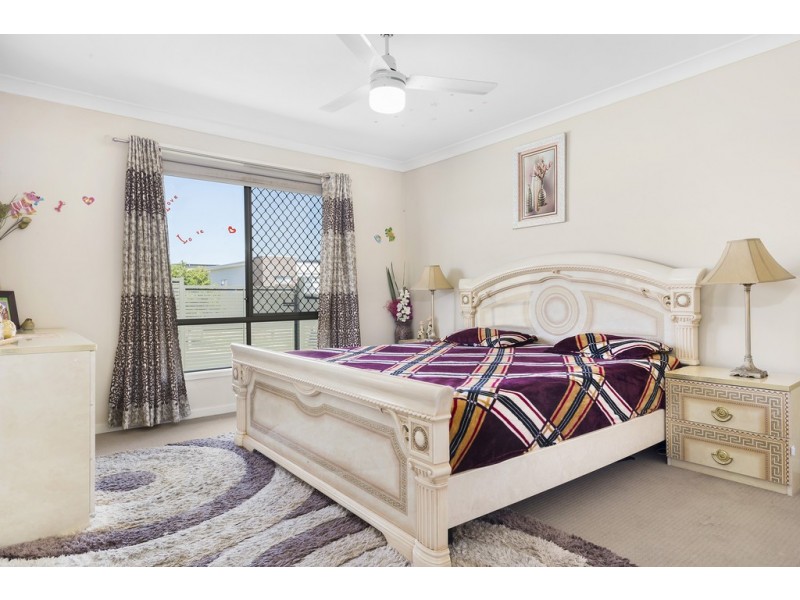 10 Glenmore Ridge Drive, Glenmore Park NSW 2745