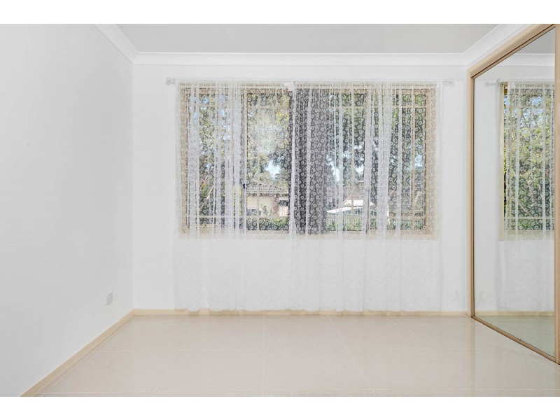 6 Dillwynia Drive, Glenmore Park NSW 2745