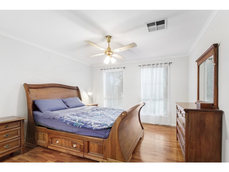 9 Gunara Terrace, Glenmore Park NSW 2745