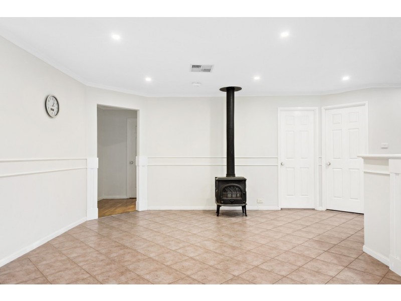 9 Gunara Terrace, Glenmore Park NSW 2745