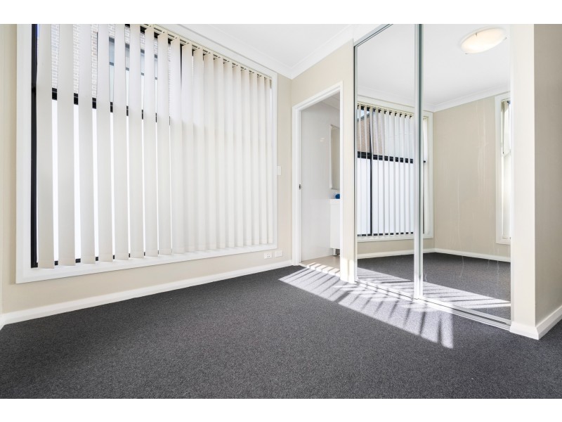 31/1 Glenmore Ridge Drive, Glenmore Park NSW 2745