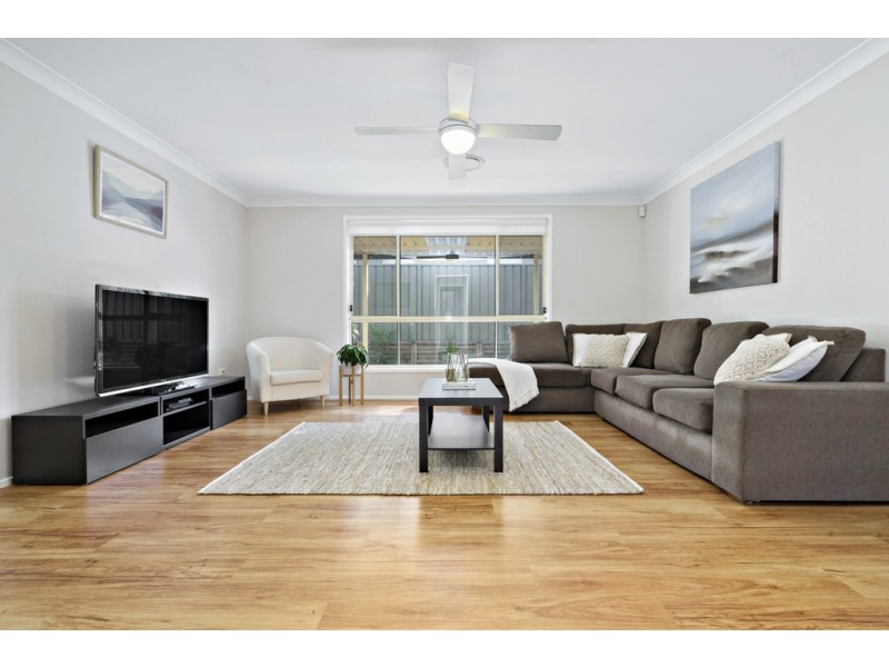 7 Osprey Avenue, Glenmore Park NSW 2745