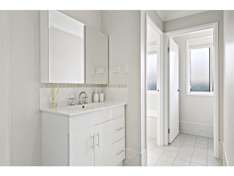 7 Osprey Avenue, Glenmore Park NSW 2745