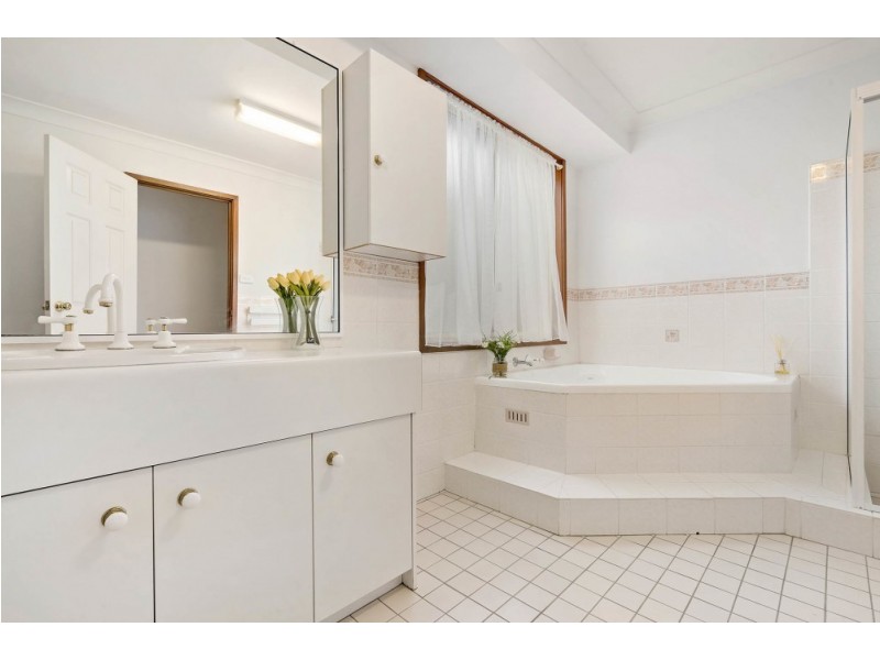 28 Acacia Avenue, Glenmore Park NSW 2745