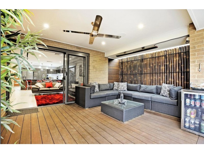 5 Hassall Way, Glenmore Park NSW 2745