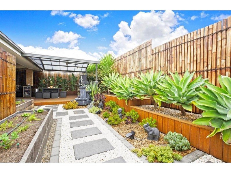 5 Hassall Way, Glenmore Park NSW 2745