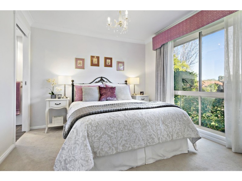 13 Pardalote Place, Glenmore Park NSW 2745