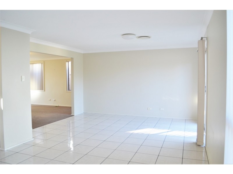 15 Lambert Avenue, Plumpton NSW 2761