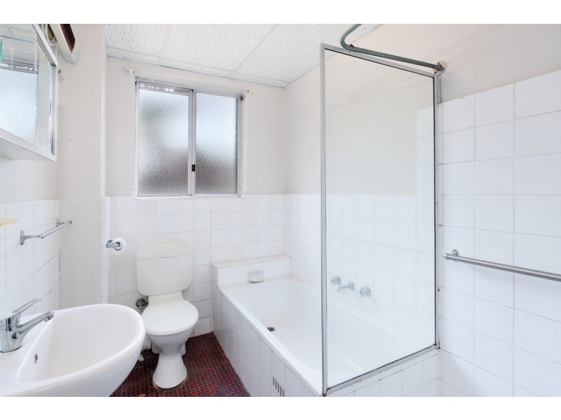 2/21 Haynes Street, Penrith NSW 2750