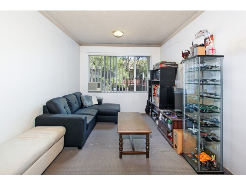 2/21 Haynes Street, Penrith NSW 2750