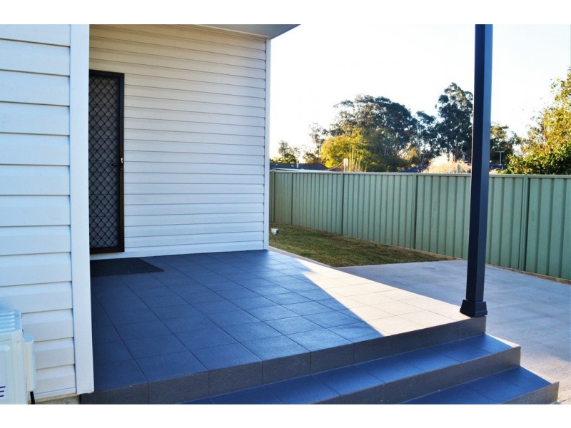 9a Worcester Road, Cambridge Park NSW 2747