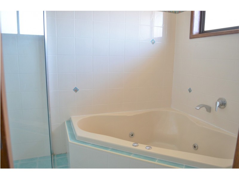 64 Trinity Drive, Cambridge Gardens NSW 2747